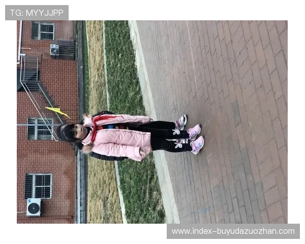 中国垒球协会开展趣味互动项目,设置高速投手与精准打击体验 中国垒球协会开展趣味互动项目,设置高速投手与精准打击体验