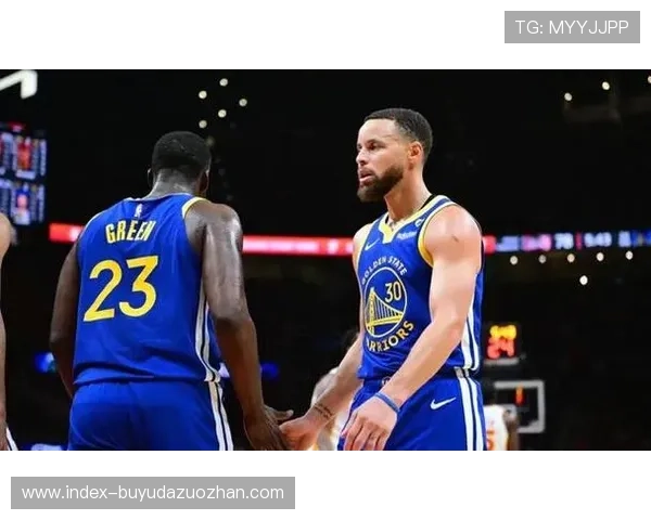 勇士113-126不敌马刺，库里伤缺后遭遇连败